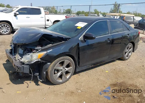 2014 Toyota Camry Se Sport z USA, uszkodzony, nr VIN 4T1BF1FK8EU829691
